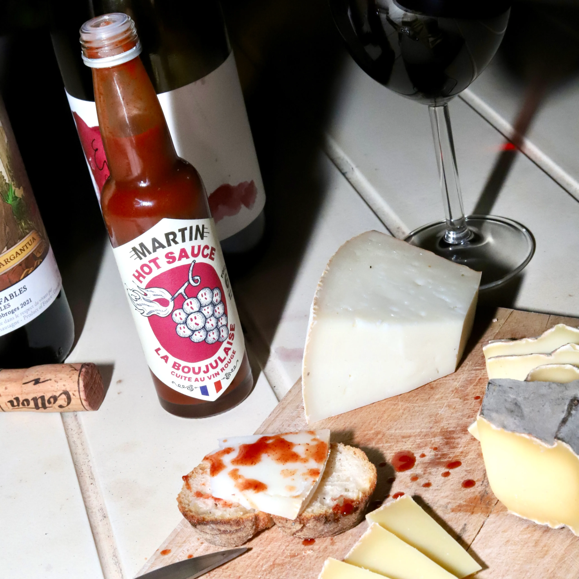 maison-martin-la-boujulaise-sauce-piment-e-au-vin-nouveau-gamay-force-6-12-ditio image 4