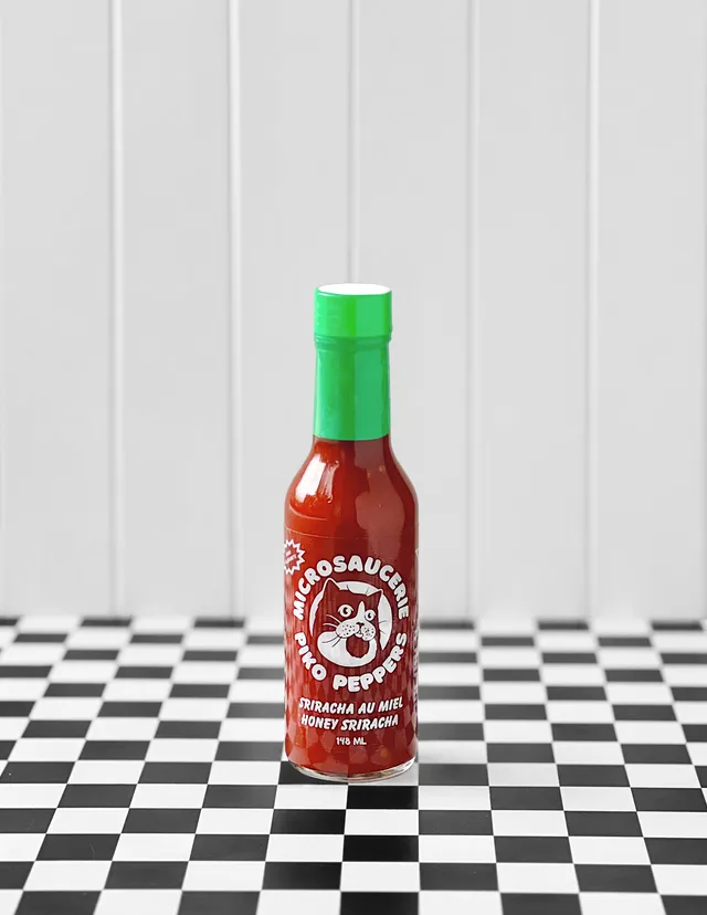 piko-peppers-sriracha-au-miel-jalapeos-rouges-dition-chlorophylle-sauce-piquante image 1