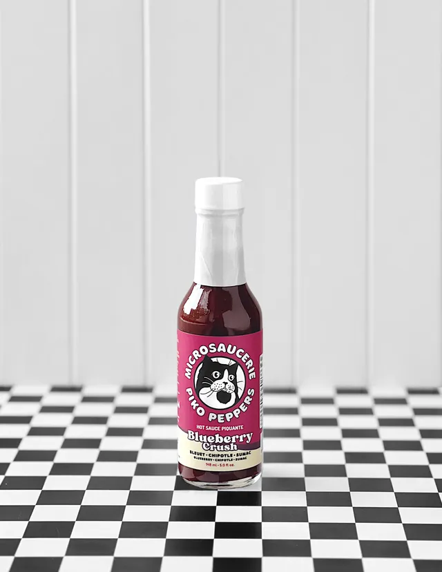 piko-peppers-blueberry-crush-sauce-piquante-bleuets-chipotle-fum-et-sumac image 1