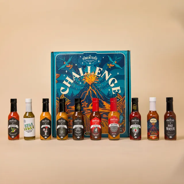 la-pimenterie-bo-te-challenge-26-27-coffret-10-sauces-piquantes-magma-mia-exclus image 1