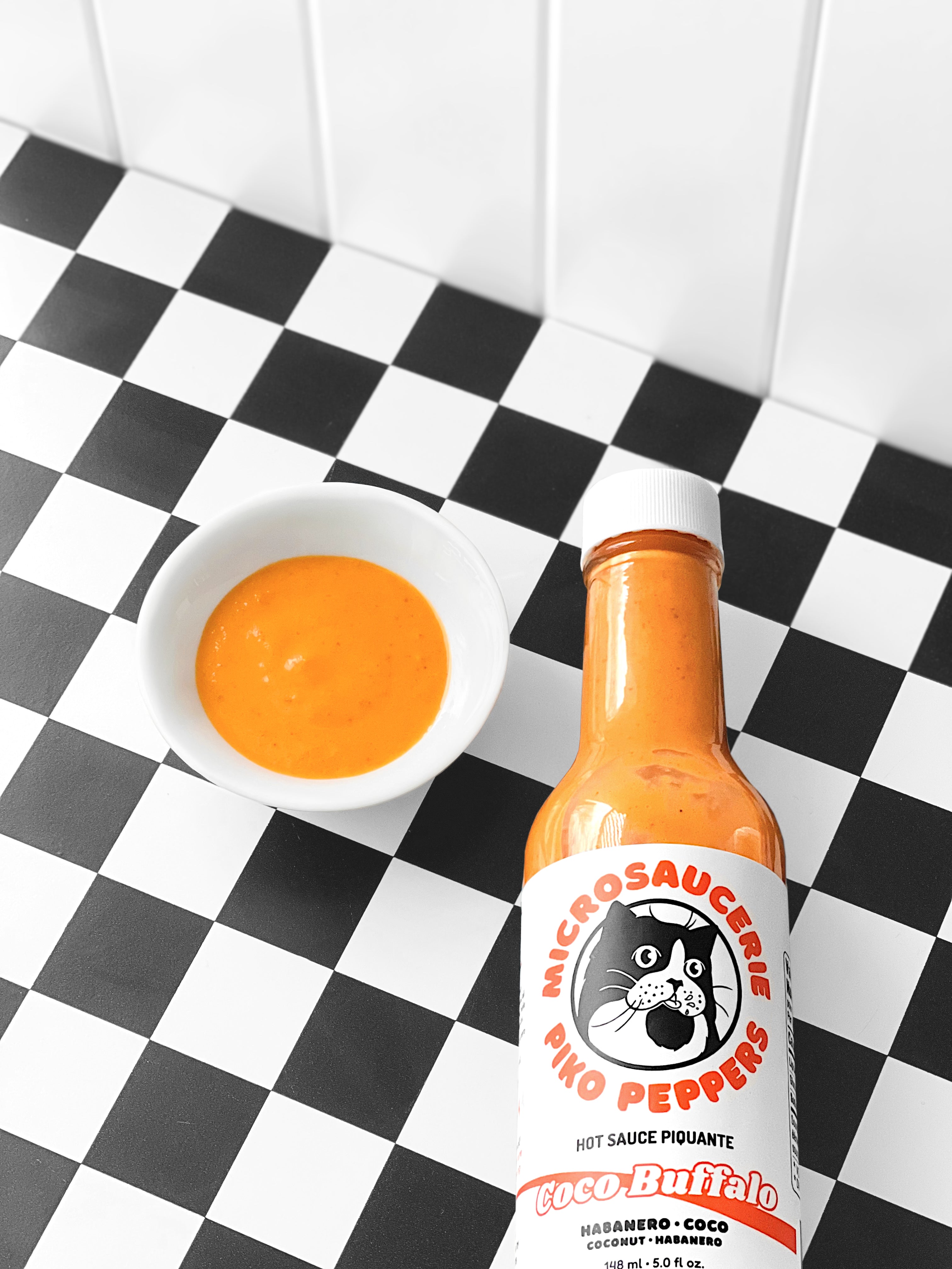 piko-peppers-coco-buffalo-hot-habanero-buffalo-sauce-piquante-coco image 2