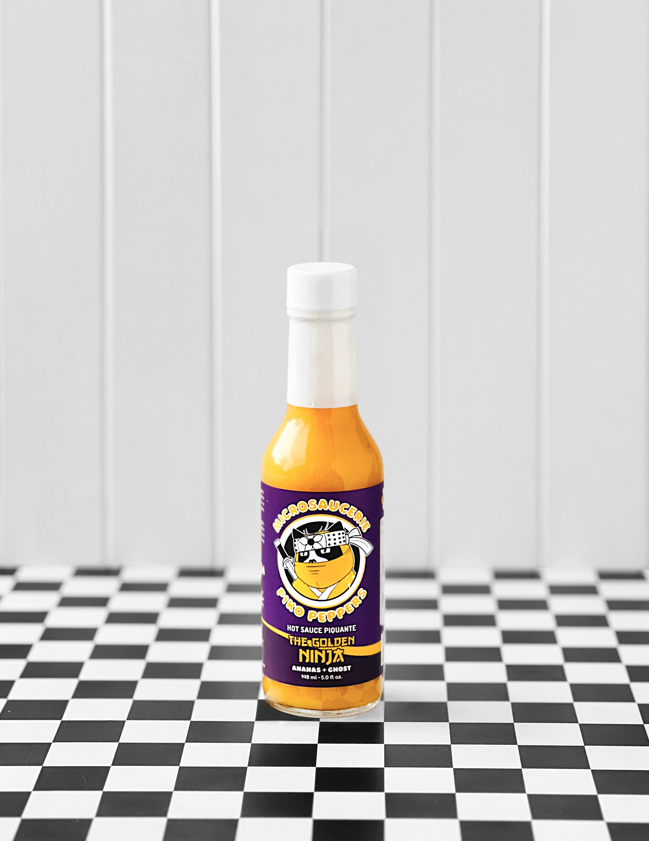 piko-peppers-golden-ninja-sauce-piquante-ananas-ghost-dition-limit-e image 1