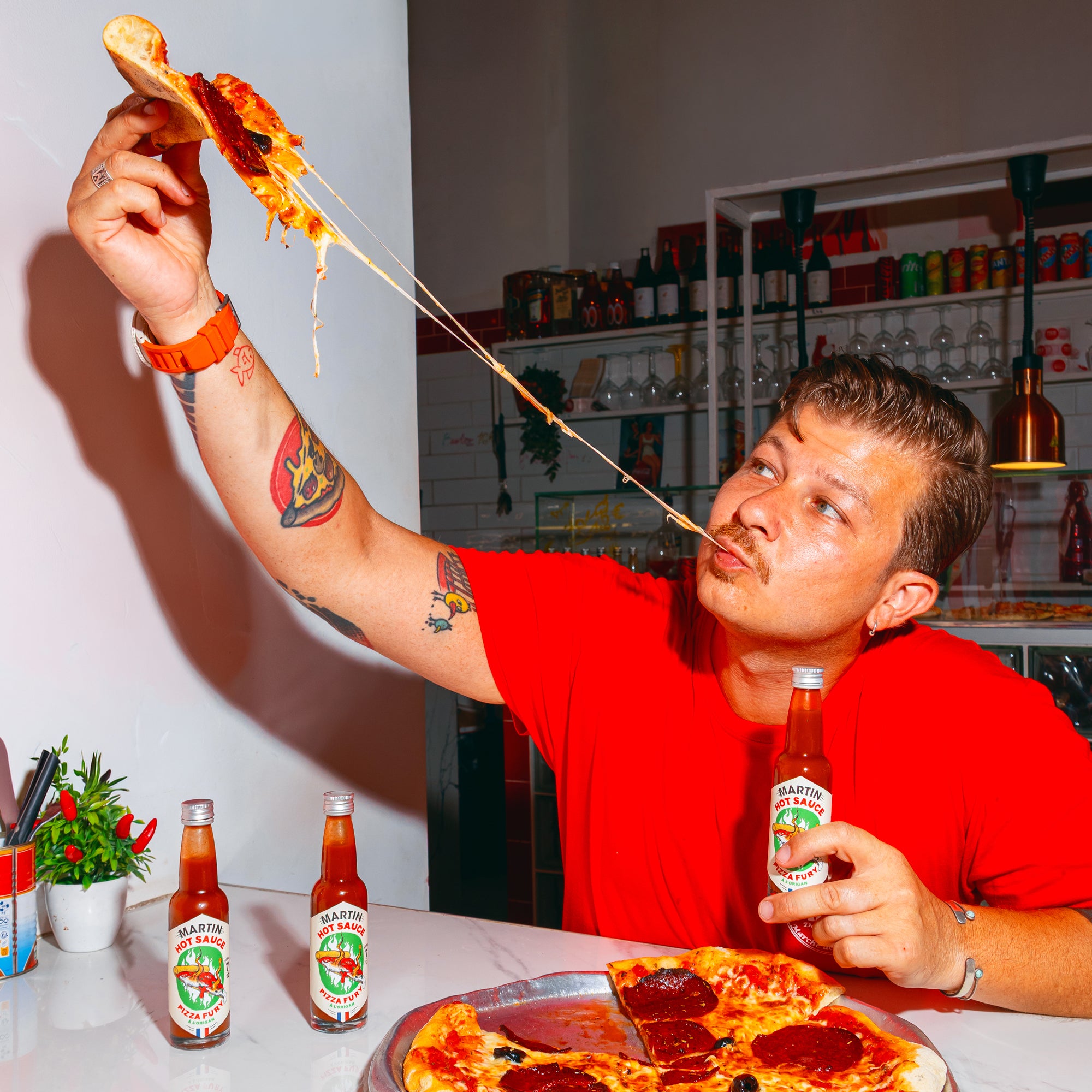 maison-martin-pizza-fury-sauce-piment-e-pizza-ail-romarin-origan image 4