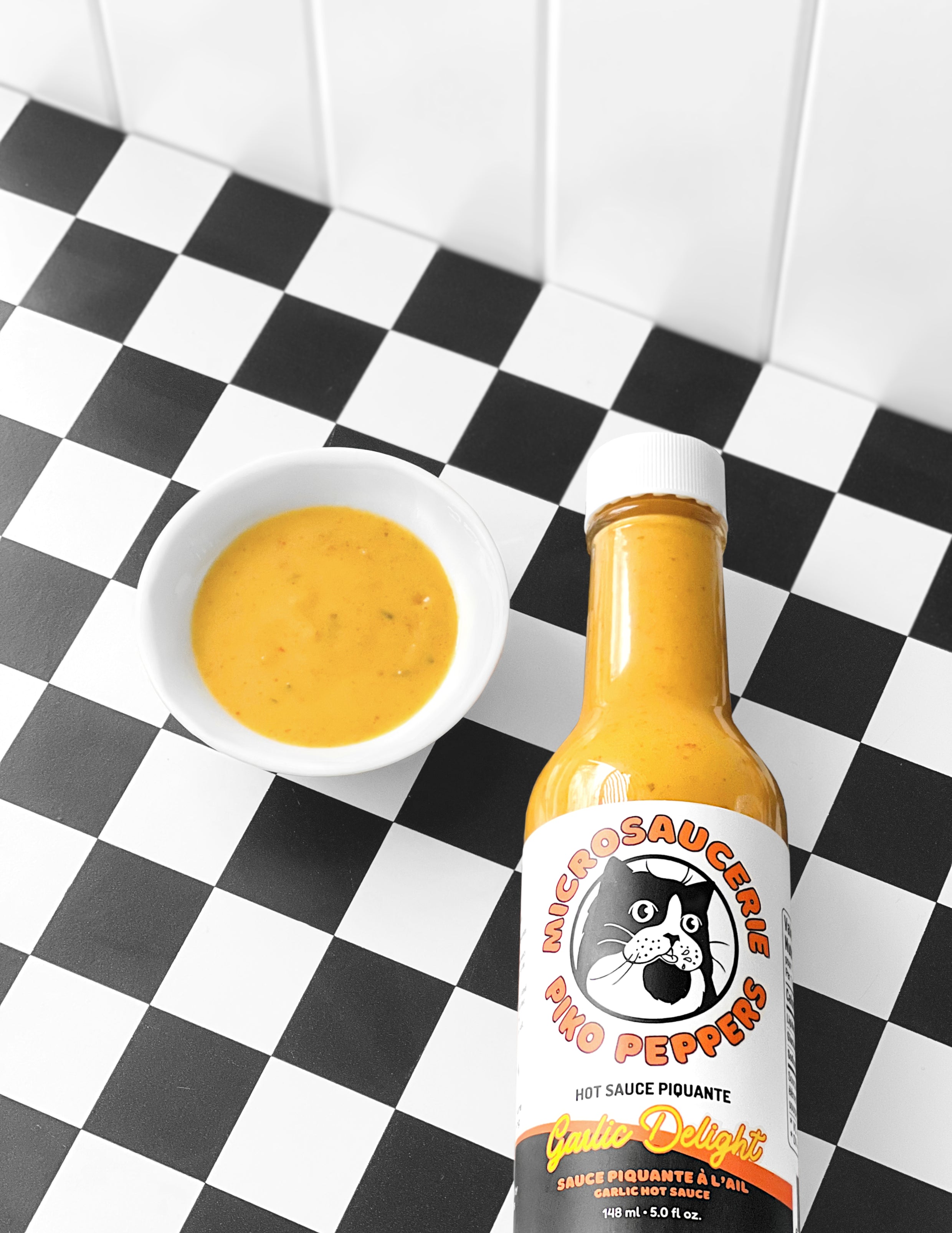 piko-peppers-garlic-delight-sauce-piquante-cr-meuse-l-ail-ferment-e-hot-ones image 2